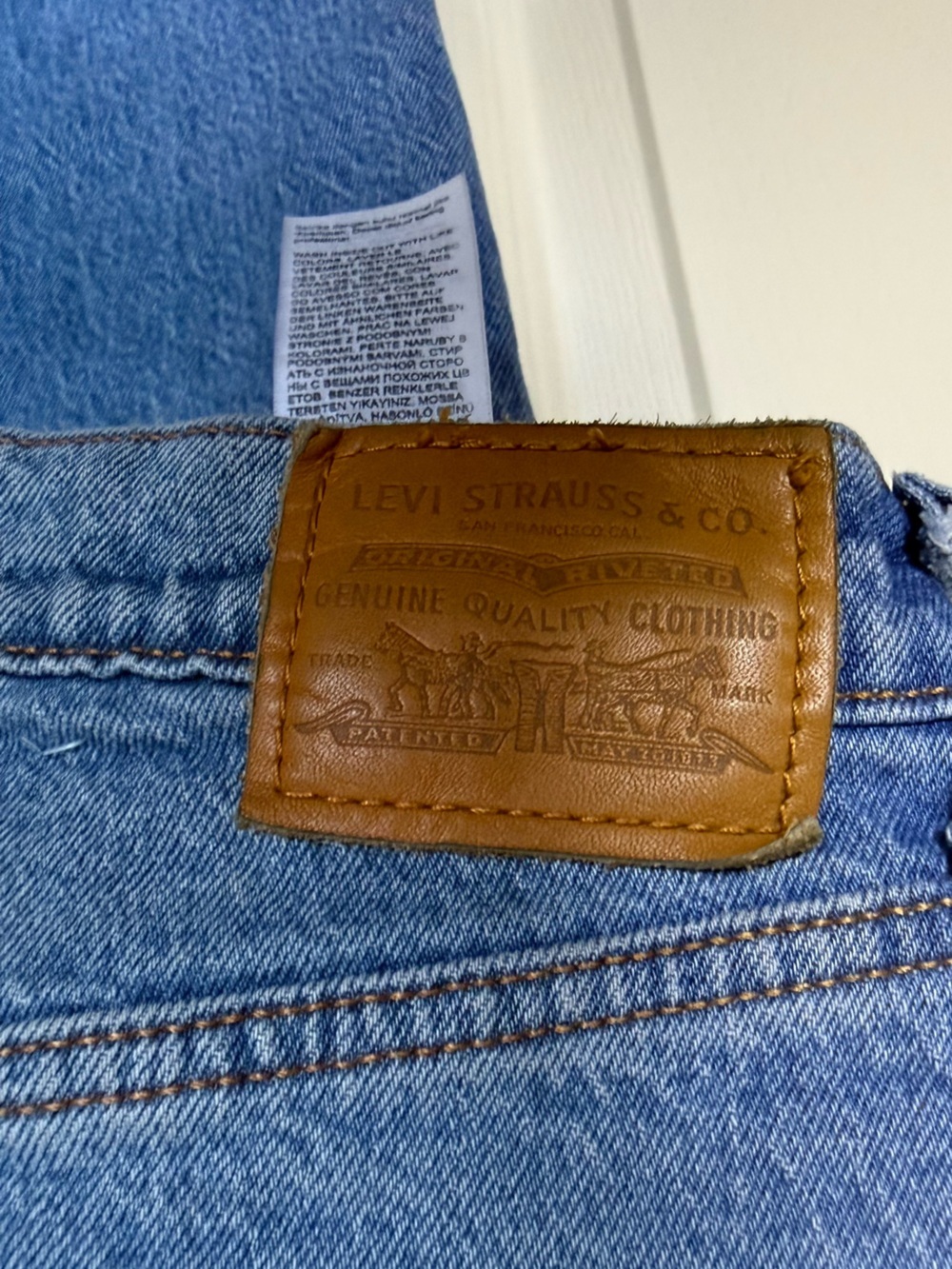 Levi’s Ribcage Full Length Straight Leg - Picture 7 of 10